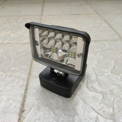 AEG / Ridgid 18V 鋰離子5寸工作燈與 18V 鋰離子電池兼容(僅限燈頭) RIDGID里奇
