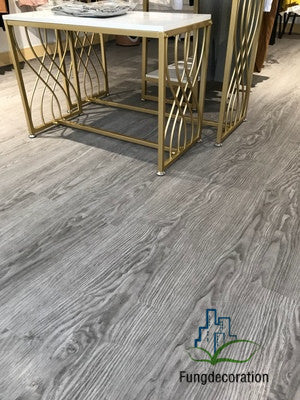 現貨PVC深灰色木紋地板貼現代防水自粘客廳衛生間廚房家居地板裝飾914.4mm*152.4mm,厚度2MM PVC膠地板